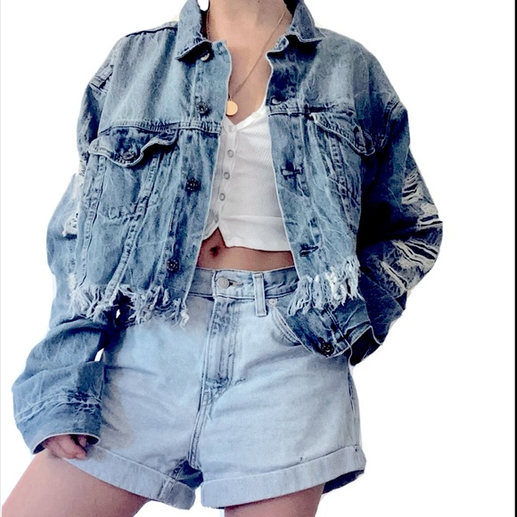 Carmar Jackets & Blazers - SALE CARMAR frayed distressed cropped Jean jacket LF Small Med L Denim Loose fit